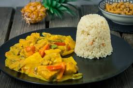 Hahnchen Ananas Curry In 2020 Hahnchen Ananas Curry Rezepte Curry Rezepte