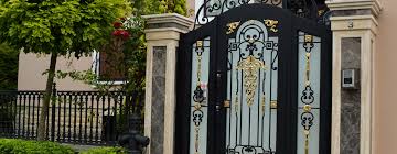 Zobacz wybrane przez nas produkty dla hasła „main gate: 14 Fantastic Entrance Gate Ideas For Your Home Homify
