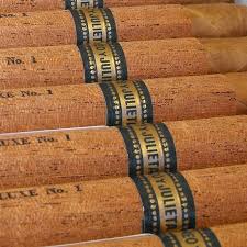 Zigarren, zigarillos, zubehör und pfeifentabak, alles das hier bei cigarmaxx. Romeo Y Julieta Cedros De Luxe No 1 Cerutu