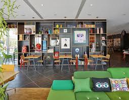 Architect jobs now available in kuala lumpur. Nature And Citizenm S Typical Design Meet At In Citizenm Kuala Lumpur Hotel Designs