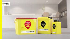 Einfach anrühren und mit einem spachtel diagonal zum fugenverlauf einarbeiten, bis alle fugen gleichmäßig gefüllt sind. Fliesen Reparieren Und Hohlklang Unter Fliesen Beseitigen Youtube