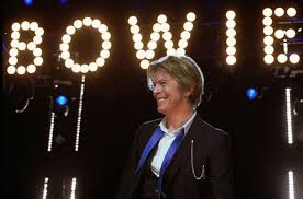 Последние твиты от david bowie official (@davidbowiereal). David Bowie Auszeichnungen Fur Musikverkaufe Wikipedia