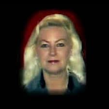 Renee Locke's Instagram, Twitter & Facebook