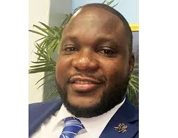 TCI government plays 'carrot and stick' with Beach and Coastal Vending bill