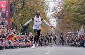 Do you suffer at all in a marathon? Sub Two Marathon Eliud Kipchoge S Record In Numbers