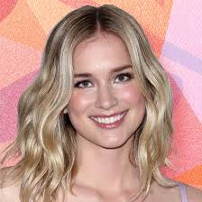 That was weird... Anyway, look how gorgeous Amber Benson is! 💙