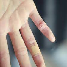 Best Stick And Poke Tattoo Ideas Finger Tattoos Tiny Tattoos Mini Tattoos