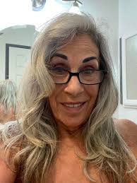 I didn't know Karen Maxon until I read somewhere that she'd be retiring