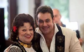 Jun 21, 2021 · ionuţ dolănescu le aduce vești bune fanilor mariei ciobanu, celebra lui mamă, stabilită în america, de aproape 20 de ani: Cum A Pierdut Maria Ciobanu ToatÄƒ Averea Pe Vremea Lui CeauÈ™escu A Luat O De La Zero È™i A Strans Cateva Milioane De Euro Stiri Vedete Si Evenimente Viva Ro