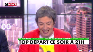 Je ne suis pas là pour être aimé. Pascal Praud Met Le Football Feminin En Pls Youtube