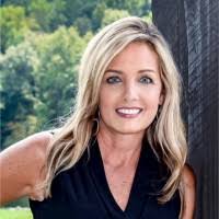 Susan Clanton's Instagram, Twitter & Facebook