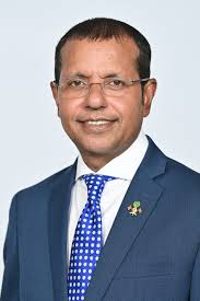 Naseer Mohamed's Instagram, Twitter & Facebook