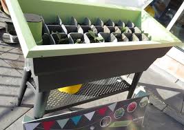 Test De La Jardiniere Mini Serre Double Paroi Version Combi De Chez Calipso Jardins Et Potagers Mini Serre Paroi Serre