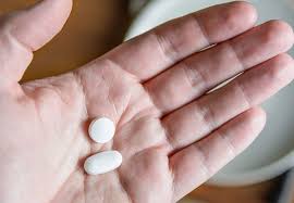 Mar 15, 2021 · it's generally safe to combine them as follows: Acetaminophen Vs Ibuprofen Which Works Better Health Essentials From Cleveland Clinic