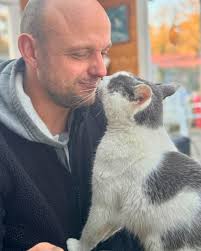 Nach einem wunderschönen Adventsmarkt möchten wir noch einmal von Herzen  Danke sagen: an alle Helferinnen und Helfer, ehrenamtlich und fest im Team,  die diesen Tag erst möglich gemacht haben. Ihr habt aufgebaut,