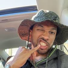 Dugar, Michael-Shawn (@MikeDugar)