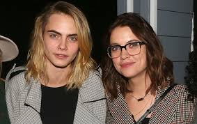Watch the latest video from ashley benson (@ashleybenson). Cara Delevingne Mendadak Akui Putus Dari Ashley Benson