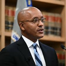 Bob Kelley, Who Made the Kelley Blue Book an Authority