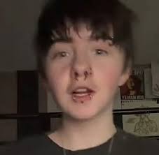 ⚖️ PSNI APPEAL FOR MISSING NORTH BELFAST TEENAGER Police in North Belfast  are growing concerned about the whereabouts of missing person Claragh  Walsh. A police statement outlined: “Claragh is 17. She was