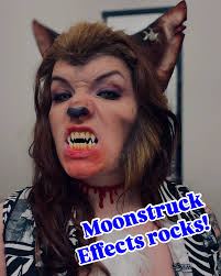 Another cosplay sculpt! As always, this will be cast as a polyurethane  resin base , hinged to make an epic reproduction piece! Now to get ahold of  some correct enough #nftech fur