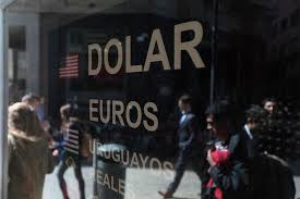 El dólar del banco nación finalizó el mes de diciembre del 2020 con una cotización de $83,25 para la compra y $89,25 para la venta. Ultimas Noticias De Cotizacion Del Dolar Hoy Precio Del Dolar Hoy La Nacion