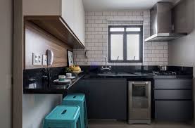 Estantes de madera revestimiento cocina paneles de pared revestimiento de paredes madera reciclada ladrillos cemento decoracion cocinas paredes paredes de cocina. Consejos De Revestimientos Para Paredes Pisos Y Encimeras De La Cocina