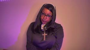 LilithIsFat Giantess, Ebony Goddess & Mouth Fetish Videos | iWantClips.com  - Page 2