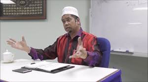 Setiap muslim adalah dai'e tanpa perlu perlantikan khas dal untuk mengubah satu dunia, ia mestilah bermula dengan mengubah diri kita. Pekongsian Ilmu Prof Dr Mohd Nor Mamat Ambil Beratlah Isteri By Tebar Kebaikan