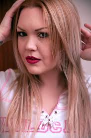 Daisy Woods's Instagram, Twitter & Facebook