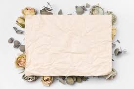 Top View Bouquet Paper And Roses With Co Free Photo Freepik Freephoto Flower Floral Leaf Nat In 2020 Small Pink Flowers Pink And Purple Flowers Purple Cards