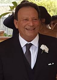 Ho appreso adesso della scomparsa di Claudio Miceli. Conoscevo Claudio da  più di 50 anni, appartiene a quella cerchia di persone con cui ho condiviso  il percorso della vita. È sempre stato