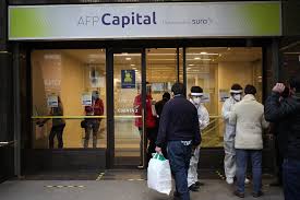 Y entre los clientes de afp capital, muchos usuarios siguen generando sus solicitudes para obtener de forma pronta el pago del 10% de sus pensiones. Segundo Retiro Del 10 Afp Capital Desliza Que Primer Pago Podria Estar Disponible Antes De Los 10 Dias Habiles