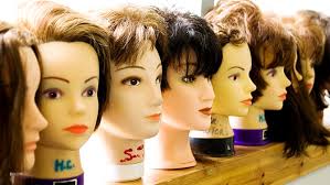 Les dérèglements hormonaux demeurent parmi les plus fréquentes. La Perte De Cheveux Chez La Femme