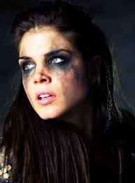 Strictly the 100 (especially octavia) dm me with confessions about the 100! Octavia Blake And The 100 Bild Marie Avgeropoulos Viking Makeup Warrior Makeup