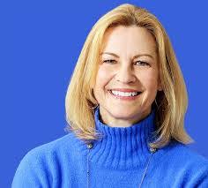 Laurie Sewell's Instagram, Twitter & Facebook