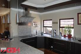 African Kitchen Ideas Kitchen Designs South Africa Kitchen Units Designs In 2020 Latest Kitchen Designs Kitchen Design Modern Small Small Kitchen Design Photos