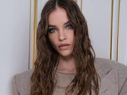 Barbara Pavlin: Τα 3 ωραιότερα make up looks της για να επιλέξεις εκείνο  που θα υιοθετήσεις