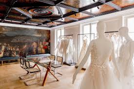 A Monumental 17th Century Oil Painting By Jacques Carrey Documenting The Arrival In Jerusalem Of The Marquis Of Noin Oscar De La Renta Turtle Neck Dress Design