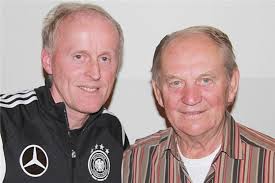 Ralf Peter bei der GFT: DFB-Ausbilder überzeugt mit Thema Umschaltspiel