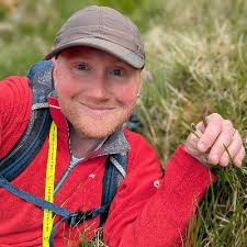 Heather-Louise Devey (@feraheather)