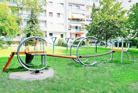 Neuer Spielplatz Fur Mieterkinder In Leipzig Spielplatz Leipzig Spielgerat