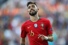 Born 8 september 1994) is a portuguese professional footballer who plays as a midfielder for premier league club manchester united and the portugal national team. Bruno Fernandes E O Futuro Ja Fui Vendido A Cinco Ou Seis Clubes