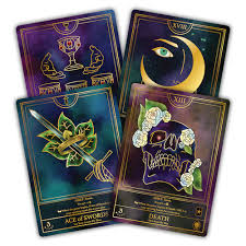 There are many different types of readings—one for every kind of situation! Arkham Horror Tarot Set Holographic Full Game Text Cards