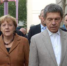 Alle sind gleich, nur manche sind gleicher. Sicherheitspanne Einbruch In Merkels Wohnsitz In Berlin Mitte Welt