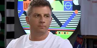 W okolicach miasta manavgat w tureckiej prowincji antalya na dużym terytorium płonie las, przekazuje lokalna administracja. Mateusz Borek Uciekl Z Pozaru Na Lodce Splonal Hotel Jest Nagranie Wideo Wmeritum Pl