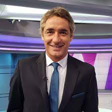 José luis repenning lópez (santiago, 10 de agosto de 1977) es un periodista chileno que ha participado en varios programas de televisión y radio. Facebook