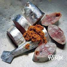 Panaskan minyak tumis bahan kisar hingga naik minyak. Resepi 2 Kilo Ikan Kembung Lemak Cili Padi Club Resepi Gulai Rebung Ncc Resepi Merory Sedap Betul Kapur Barus