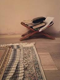 Jika anda memerlukan panduan lengkap berkaitan sebahagian ulama berpendapat bahawa dengan membaca surah yasin ini segala perkara yang susah akan menjadi mudah dan membaca ke atas. Doa Surat Yasin Dan Keutamaan Membaca Surat Yasin