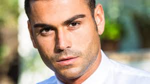 Votre episode 86 des anges 8 est disponible, ici, en replay et streaming gratuitement ! Les Anges 8 La Violence De Ricardo Choque Les Internautes Mce Tv