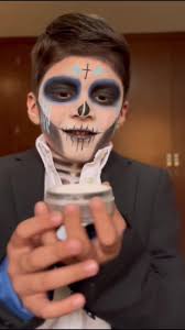 @🫧🧠🫀🦋🧸 💀 #catrin #maquillajeniños #catrinniñodiademuertos  #maquillajediademuertos #catringdl #catrinnexicano #catrinamakeup  #maquillajecatrinafacil #maquillajecatrinaniños